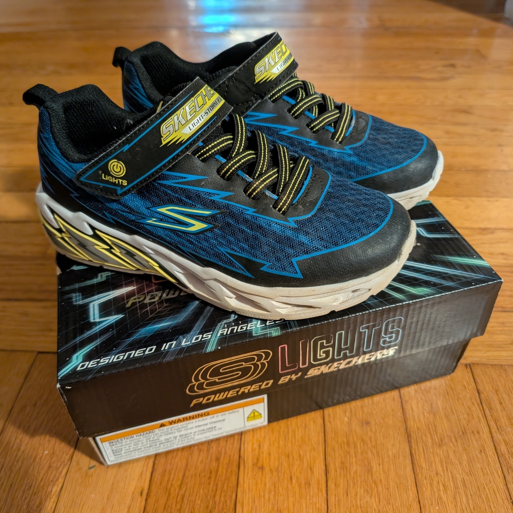 Skechers S Lights Light Up Kids' Sneakers in Blue and Black, Size 3, Almost New